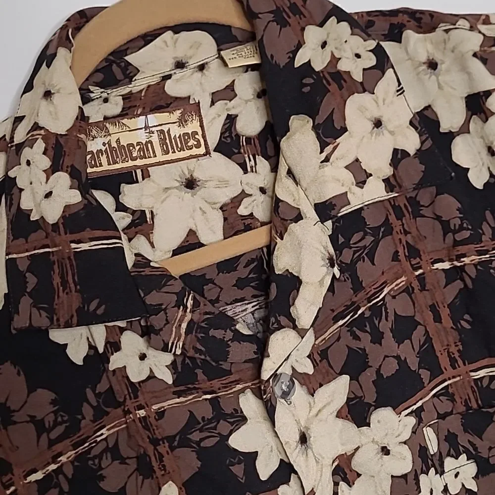 Caribbean  blues sz L button front shirt